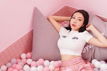 Feilin嗲囡囡 – 白色的果儿victoria，照片里的每一帧都那么清新，赶紧下载吧！