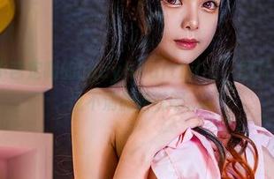 Hachi小芭定制的LucyHeartfilia，图片里总有点说不清的暧昧啊….