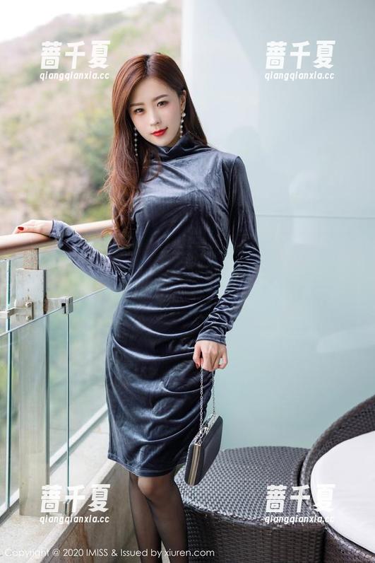IMiss爱蜜社 - 来看蓝夏Akasha的浴室原图，分享一波，这画面太美，我有点自ashamed。