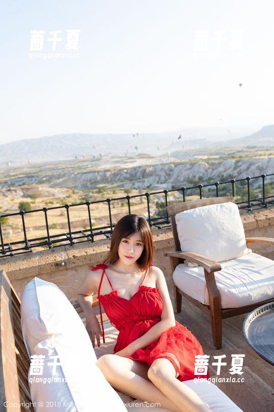 MiStar魅妍社 - 舞媚歆与白衬衫的绝妙才子佳人的写真时刻。