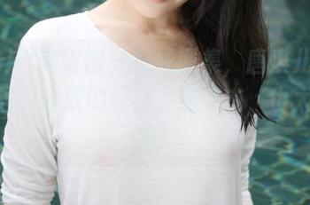 MyGirl美媛馆 – 在线图集，唐琪儿Beauty居家时候的利器，那姿态，也太放松了吧。