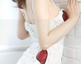 MyGirl美媛馆 – 户外艾然Airan的原图精选：又是一场草地上的幽灵小舞会
