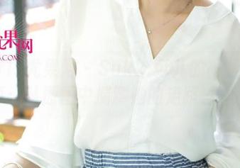 UGirls尤果网 – Sukki可儿的高跟鞋写真：从原图中揣测她的走路哲学。