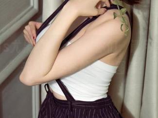 UGirls尤果网 – 有事求你们，请用“下载”来换张多多的修女图库！