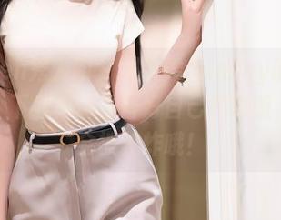 Xiuren秀人网 – 周于希dummy的礼服写真，下载前请准备好自己的心脏，可能会被美炸哦！