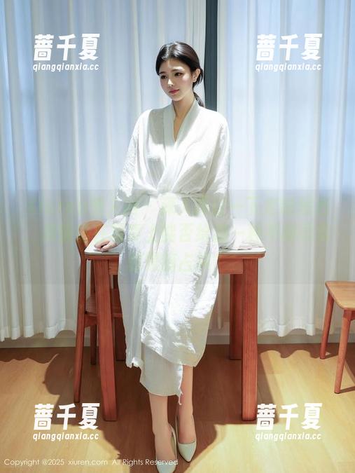 Xiuren秀人网 - 深入探讨一下定制黑色，周媛媛在写真上能否给我一种不同寻常的黑暗占领？