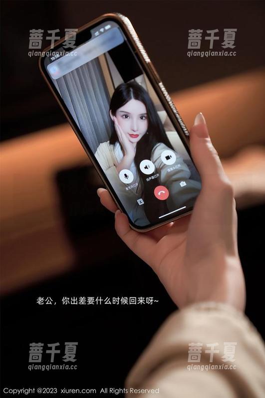 Xiuren秀人网 - 日常变私拍，小逗逗的作品是如何碎碎念的呢