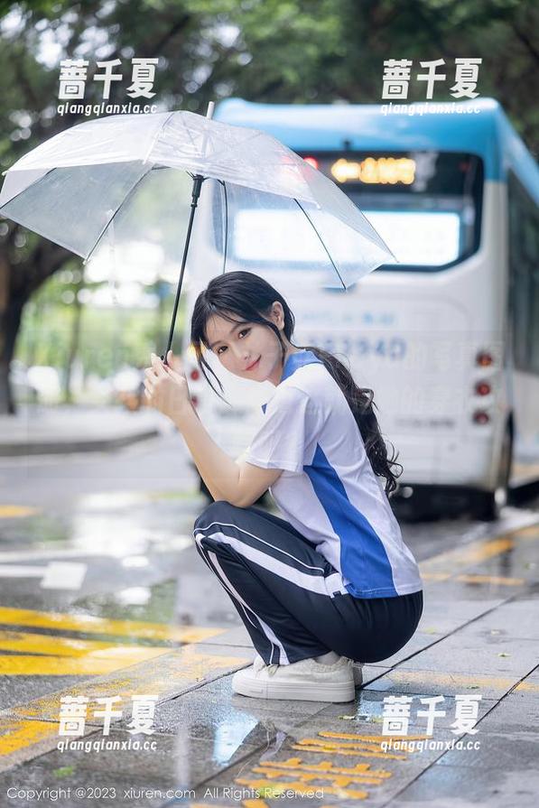 Xiuren秀人网 - 林子欣Freya的写真图册，女孩的日常：难道这就是她的穿衣攻略吗？