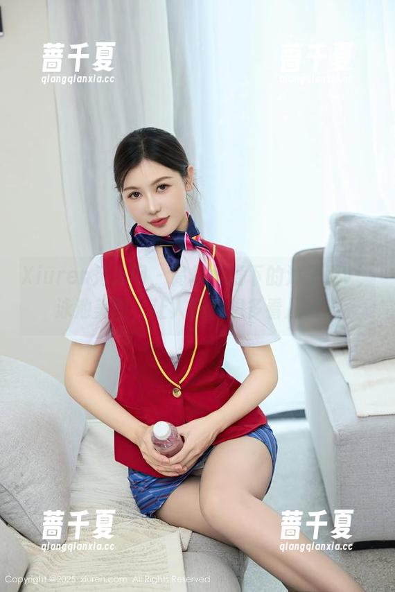 Xiuren秀人网 - 高解析度下的沐子熙V，泳池美图，让人莫名想多看几眼。