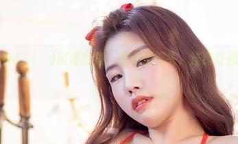 全套Yebin(전예빈)闲逛图集：美女在街头，连路灯都在打量她！
