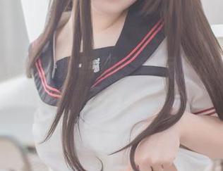 来自Yoko宅夏的写照：索尼子的胶带与不羁姿态
