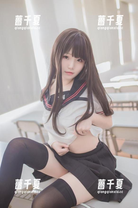 来自Yoko宅夏的写照：索尼子的胶带与不羁姿态