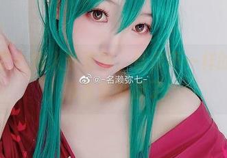 名赖弥七情人节更新，给你不一样的cos，够古怪够撩了！