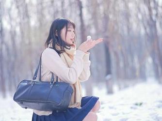 看，周叽是可爱兔兔的私房甜心写真，让人忍不住心里小窃喜