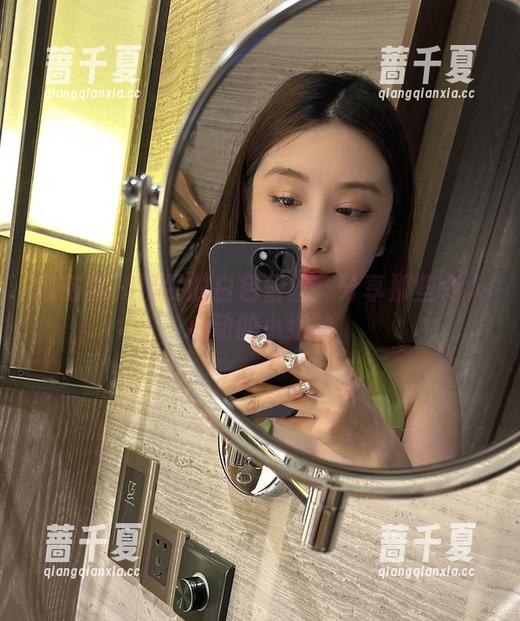 微密圈 - 奶雯的白色蕾丝：分享那些令人心动的小细节