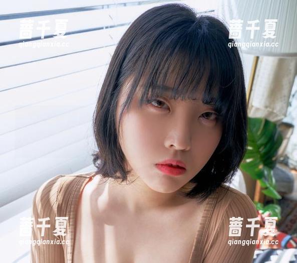 一张免费美图，双人都来合力？宋哈娜(송하나)正在带你起舞