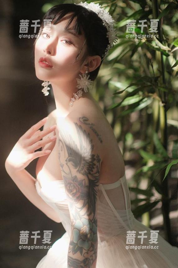 宋昱欣 微密圈 - 宋昱欣与豹纹的火花四溅,照片里的资源更是过目不忘!