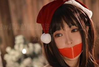小容仔咕咕咕w释放的私拍魔法，精灵女战士在我脑海中跳舞，太迷人了吧。