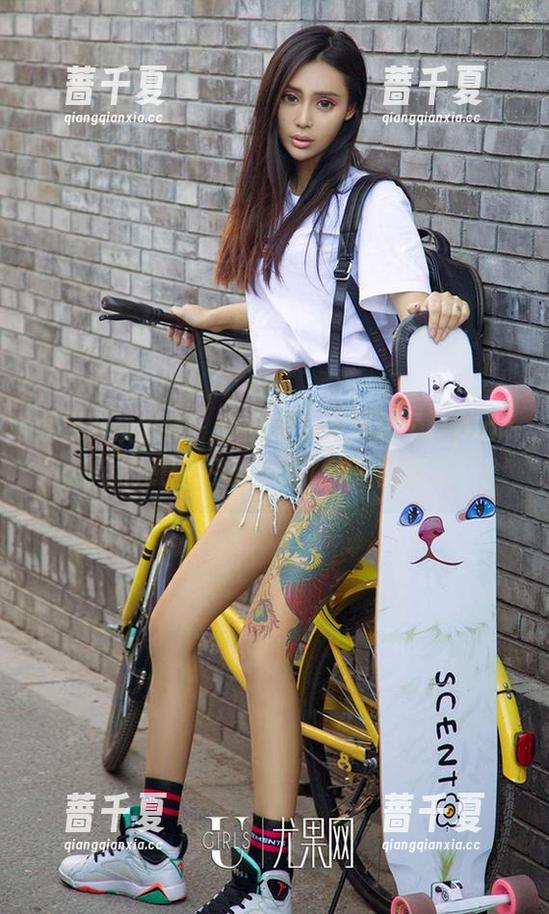 尤果网爱尤物 - 越翻越想去海边了，pinkbaby的原图把我带到了“海的尽头”！