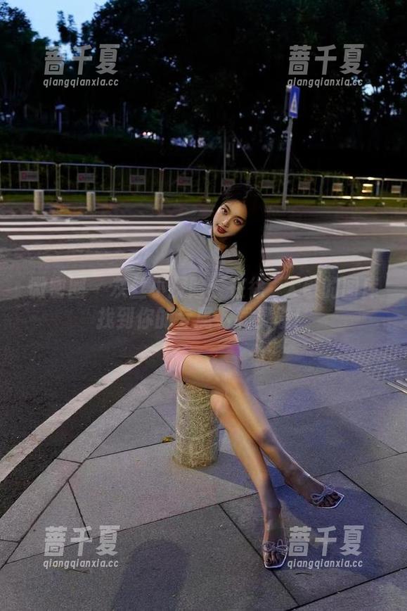 微密圈 - 灰丝小探险：在徐珺大哥的图库找到你的专属下载灵感！