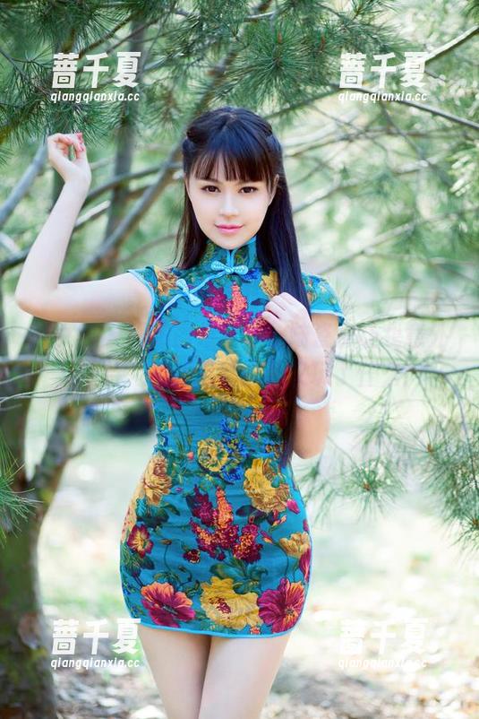 推女郎 - 厨娘图包分享，陆瓷你让我意外又期待，不知道她这次又玩了什么！