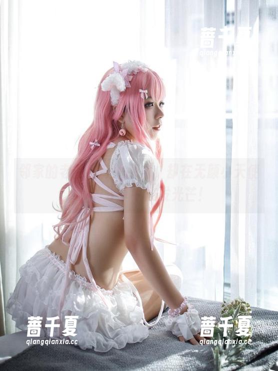 邻家的老婆出奇的平凡，却在无颜小天使wy的分享中散发光芒！