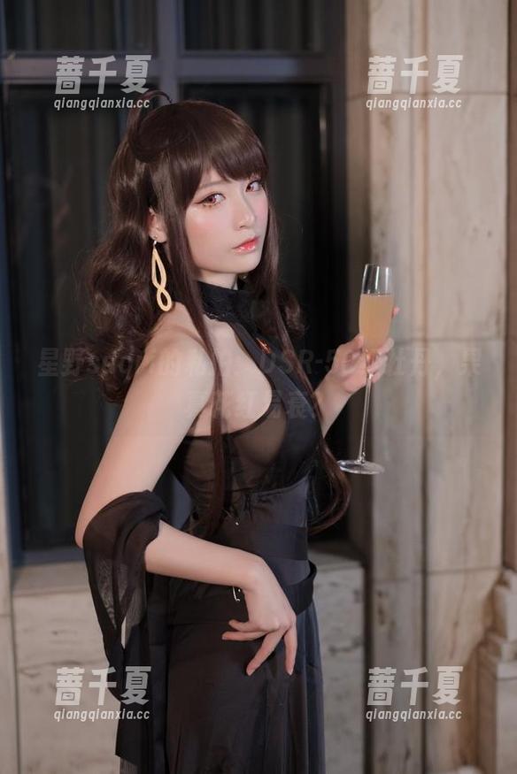 星野saori的私拍：DSR-50红牡丹，果真花红易衰？