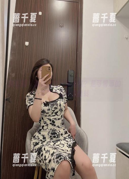 微密圈 - 谁说婚纱只能浪漫？是可馨耶的写真资源彻底翻转