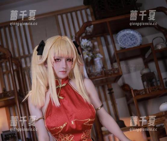 桜满三时：连体衣在线，能不能不掉链子啊！
