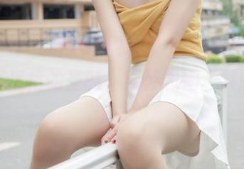 梦丝女神 – 最新原图收录，王娇娇带你看不一样风格的圣诞，期待和她“共度佳节”。