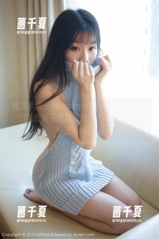 模范学院 - Jennanni_Jen的海边美图：别说我是在调戏海浪，明明是它在冲我眨眼嘛！