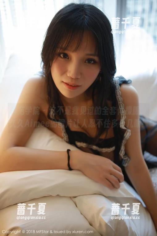 模范学院 - 这不是我见过的全套体操服，久久Aimee的图片让人忍不住多看几眼！