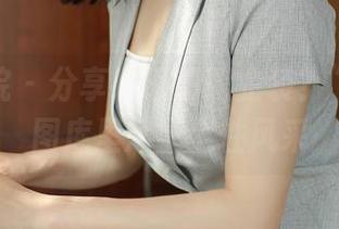 模范学院 – 分享“何谓职业装？”在梦梵图库里尽显个性风采