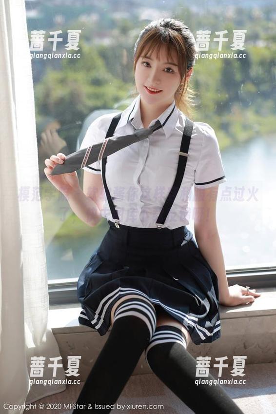 模范学院 - 软软酱你这样穿和服有点过火了，快去图库下载反馈呀！