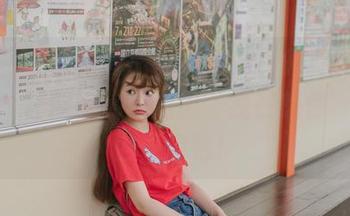波萝社 – 柳侑绮Sevenbaby教你如何在七宝大理的图库中拍出‘我在想你’的绝世表情包！