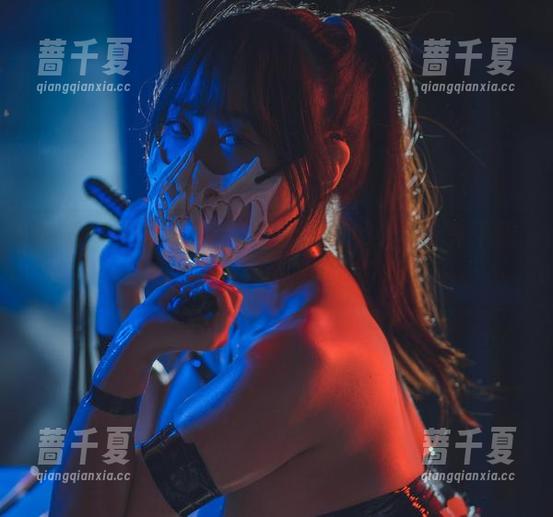 浅安安 豹纹炫耀变形记:浅安安的COS作品,来下载对照一下!