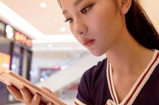 爱丝 – 索菲拥抱户外，套图一探究竟，彻底把无圣光搬上台面。