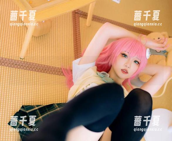 瓦斯塔亚小龙虾的新作竟然叫“乌烟-魔女”，到底是照片还是网盘里的巫术道具？