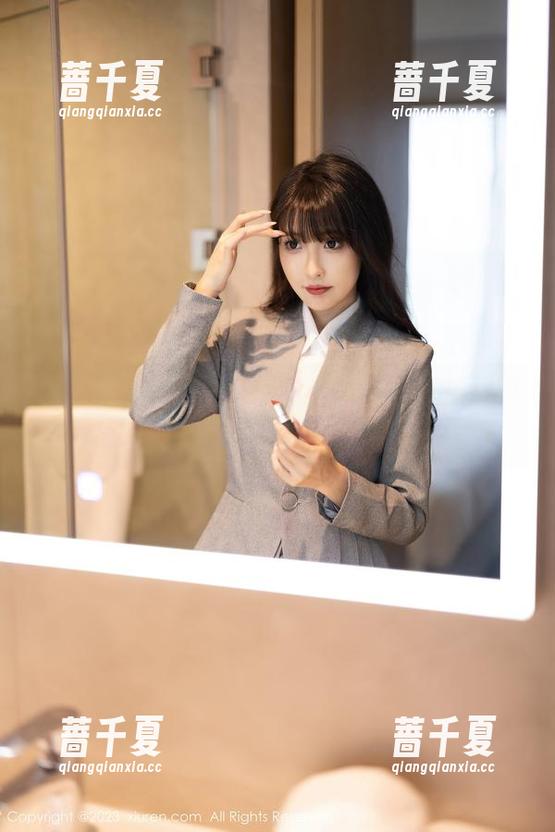 秀人网 - 福利来了！Erikaki牛仔裤写真，真的是不穿不得了。