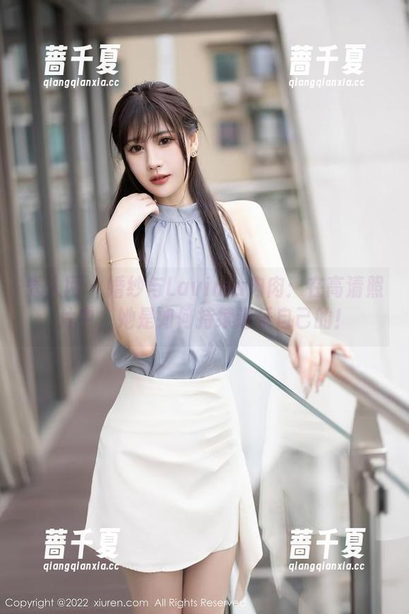 秀人网 - 婚纱与Lavinia肉肉：在高清照片中，她是如何持续逗乐自己的！