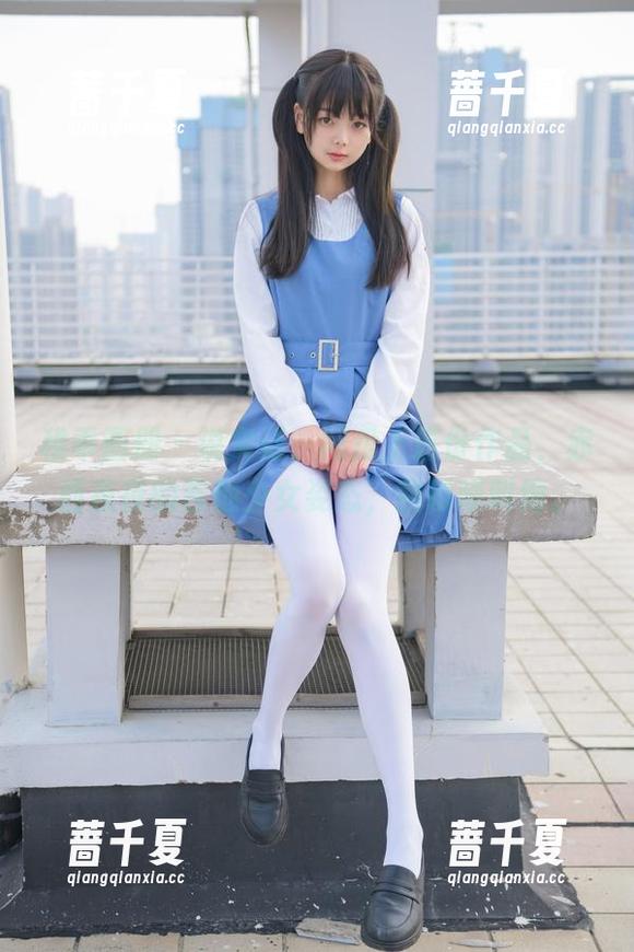 稚乖画册 - 说实话，网盘上这份作品，赤西夜夜的吉他少女姿态，我啧啧叫绝。