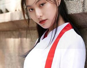 蜜桃社 – 透明又无懈可击：Gina完美的自拍套图，记得收藏好哦。