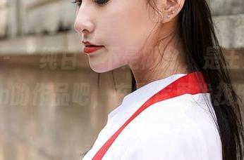 蜜桃社 – “纯白”不是概念，是王婉悠Queen的作品吧，在图库里找找乐子