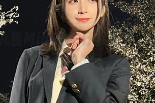 看完贝儿酱Miki的牛仔裤照片，真想穿上去拍拍照