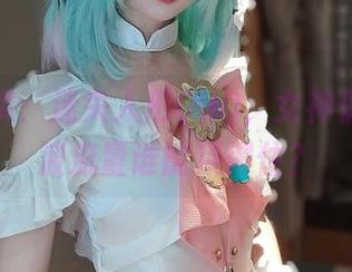 原图大赏：迷失人形QUQ，女神偶遇，这波流量谁能顶得住？