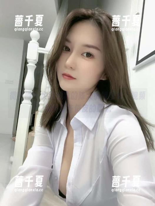 微密圈 - 突破想象的陈大小姐图集，视频似乎有些俏皮的意思
