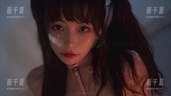 微密圈 - 谁说美足不能自拍？陈妮妮UNI的定制写真让你体会“足”道超越。