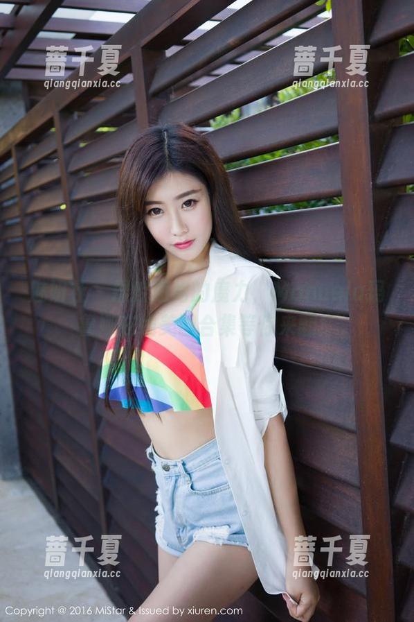 魅妍社-Manuela玛鲁娜 魅妍社 - 操控短裙的魔力,Manuela玛鲁娜在线美图合集等你来翻!