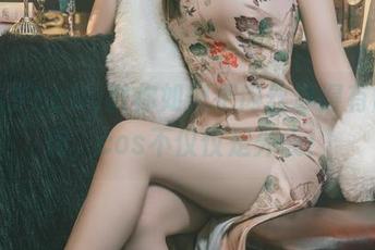 鹿八岁baby教你如何把肉丝穿得有血有肉，cos不仅仅是外表！